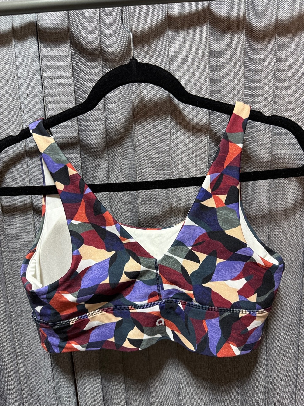 Patterned Multi-Color Sports Bralette - Picture 3 of 4